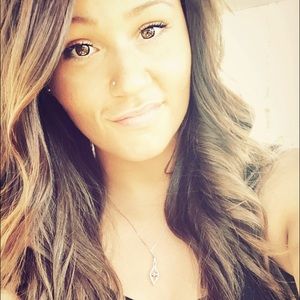 Meet your Posher, Carmen