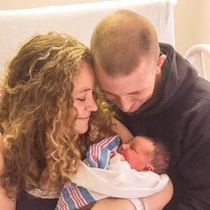 Meet your Posher, Caitlin