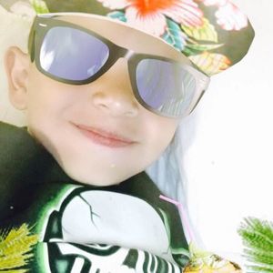 Meet your Posher, Rendy