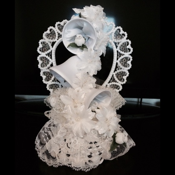 Wedding Cake Topper & Handmade Bouquet