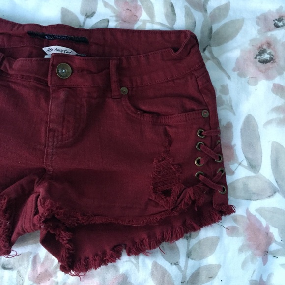 B i l l a b o n g - Maroon Lace-up Shorts - Picture 2 of 4