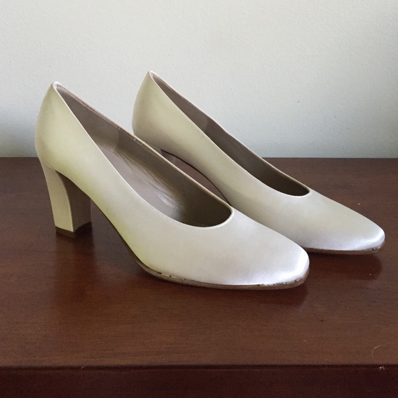 Vanessa Noel Shoes - Vanessa Noel Italian white satin heels - like new!