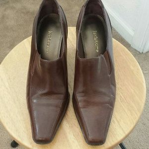 Liz Claiborne brown ankle boots