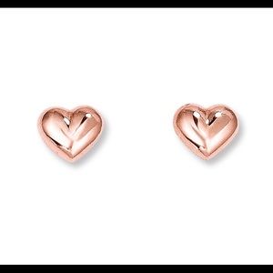 rose gold heart stud earrings!