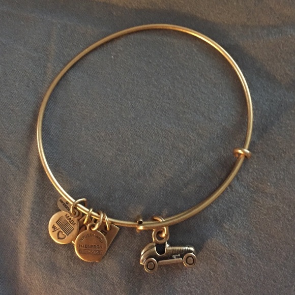 MONOPOLY Car Charm Bangle