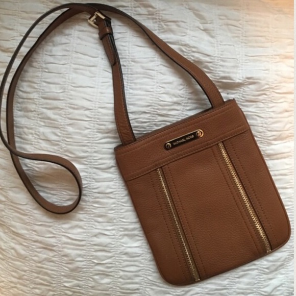 ✨MICHAEL KORS✨ peanut brown moxley bag - Picture 2 of 4