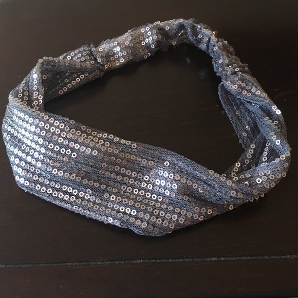 Silver sequence headband