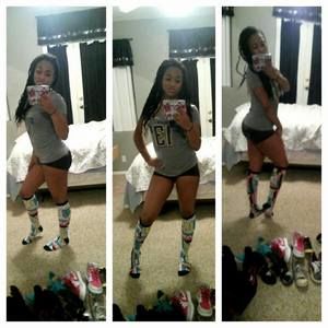 Meet your Posher, Kayla