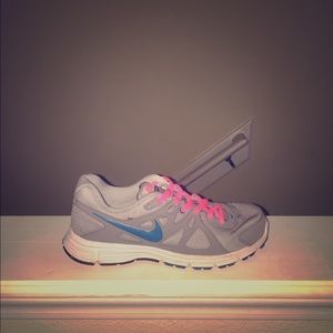 Revolution 2 Nike Shoes