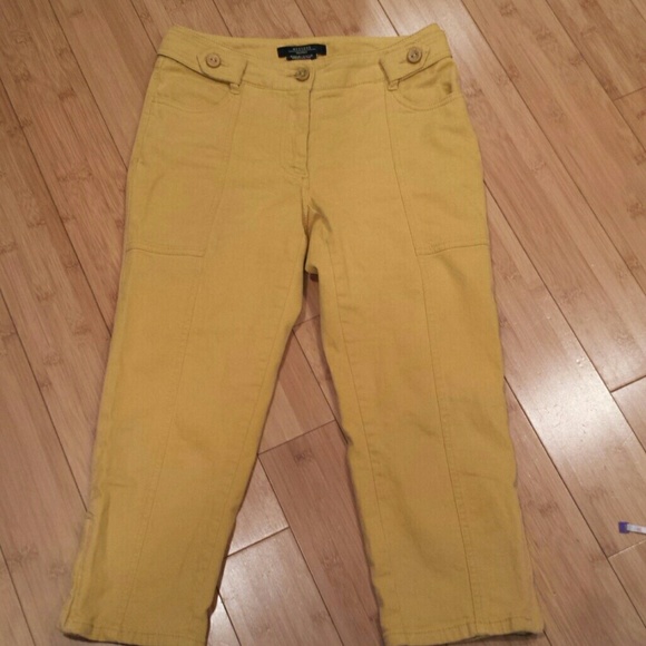MaxMara Pants - Max Mara Capri pants, Sz 4