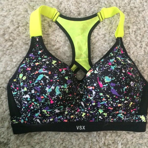 Victoria's Secret Other - NWOT Victoria's Secret workout bra 34d