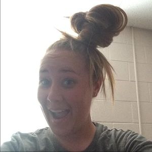 Meet your Posher, Bekka