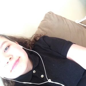 Meet your Posher, Amelia