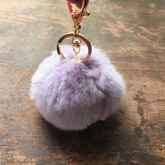 Gift Faux Ball Keychain Rabbit Furball Style - Picture 2 of 2