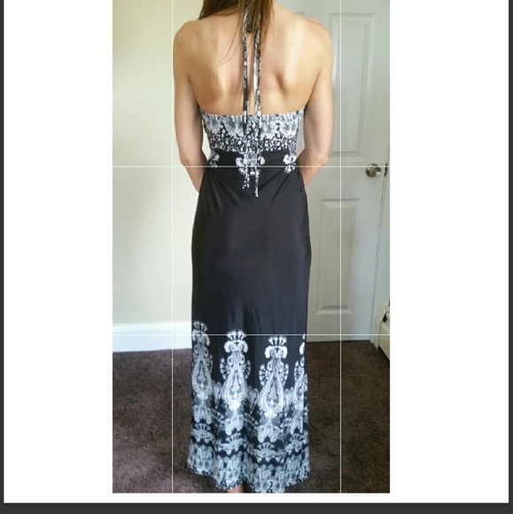 Maxi - Picture 2 of 3