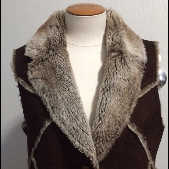 NWOT Dark Brown Suede Like Fuzzy Vest