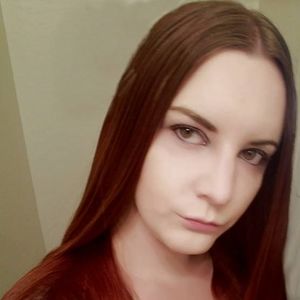 Meet your Posher, Liz