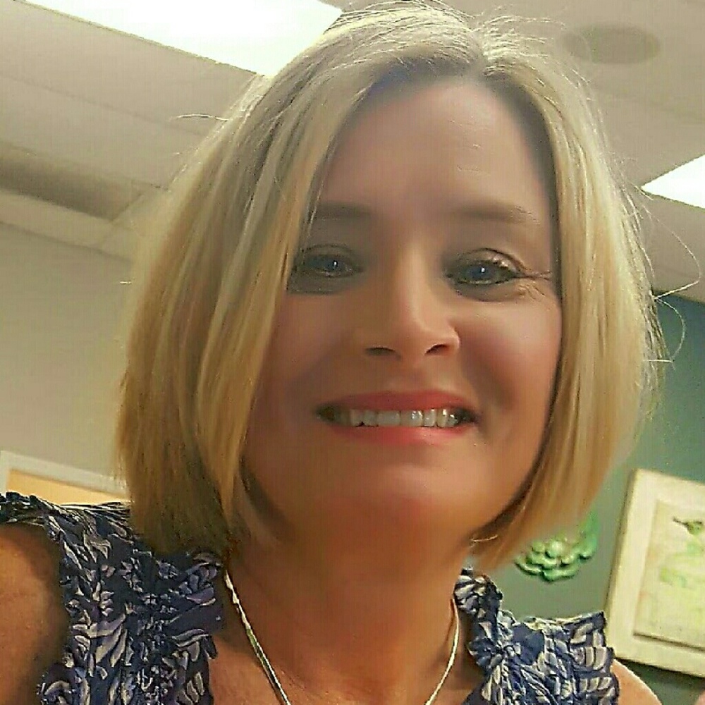 Meet your Posher, Dana