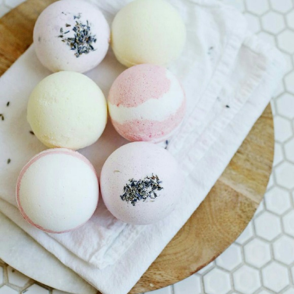 Bath bomb minis! 😍