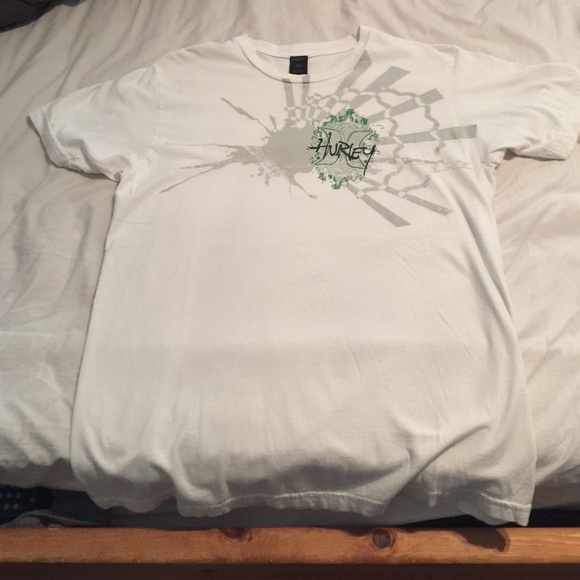 Hurley t shirt