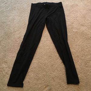Black leggings