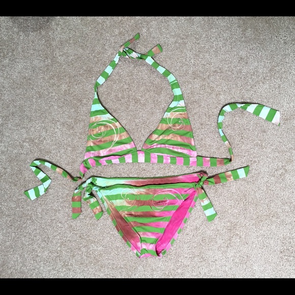 Bikini - Picture 2 of 3