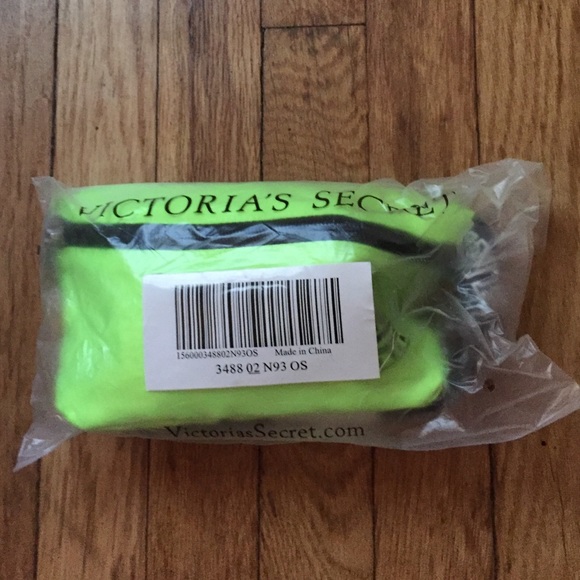 NWT VS Pink Fanny Pack