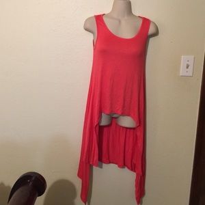 Hi lo top- Size small