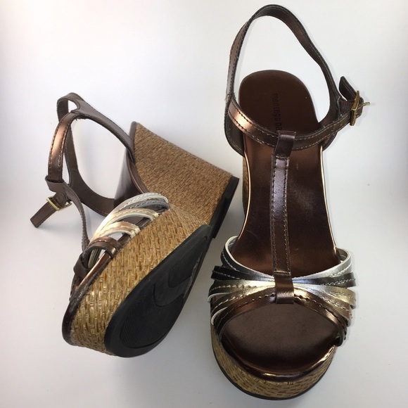 Strappy wedges
