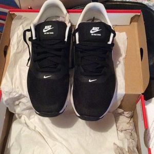 Nike air max shoes