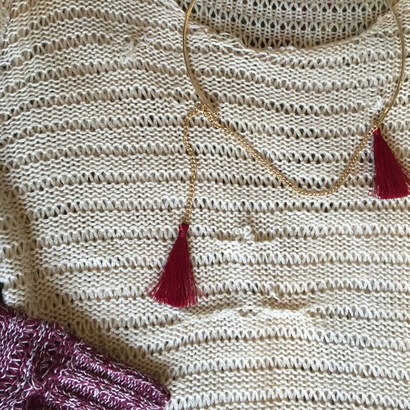 • Two-Tone Colorblock Burgundy & Cream Sweater • - Picture 2 of 4