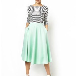 Mint Full Midi Skirt 👗💛