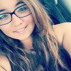 Meet your Posher, Leeanne