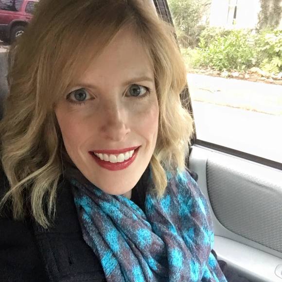 Meet your Posher, Becky