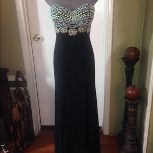 Rachel Allen formal dress