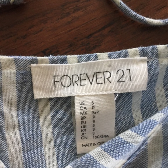 striped peplum crop top - Picture 2 of 3