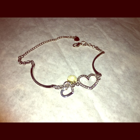 Silver toned heart bracelet