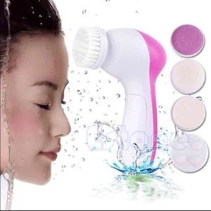 Facial Cleansing Spin Brush