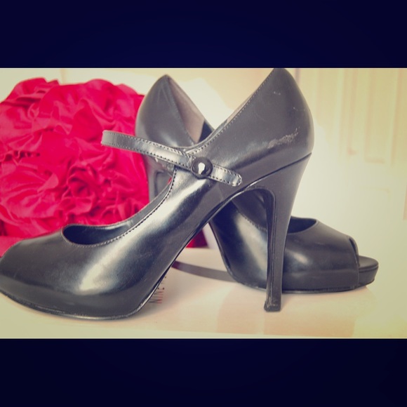 Nine West Mary Jane