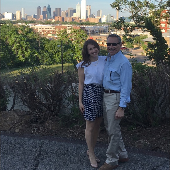 Meet your Posher, Elise - Picture 4 of 4