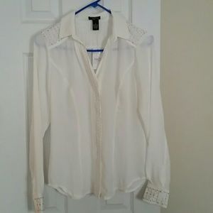 White Dress blouse never worn (juniors)
