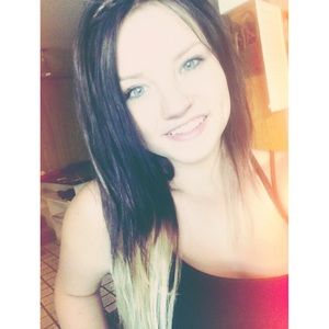 Meet your Posher, Briana