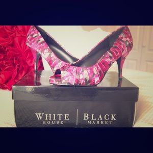 Whitehouse Blackmarket Apple Heel