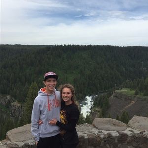 Meet your Posher, Andrea