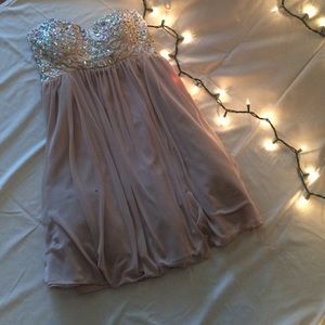 Flowie dancing dress