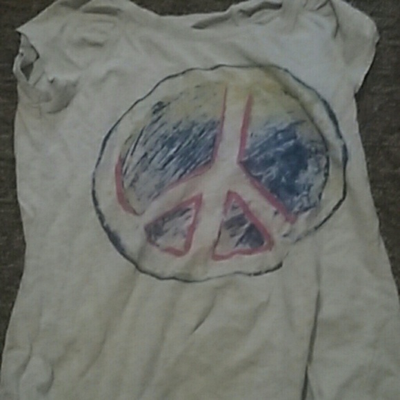 Peace sign t-shirt