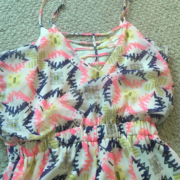 Romper - Picture 2 of 3
