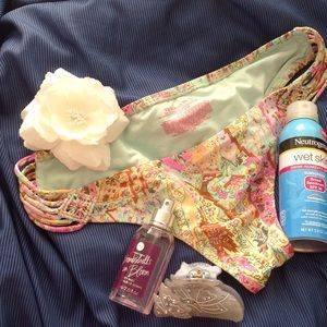 Flirty Tropical Victoria's Secret Swim Bottom