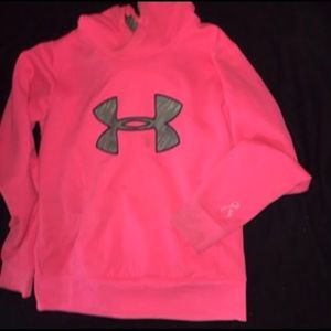 Under armor sweat shirt , great condition !😜