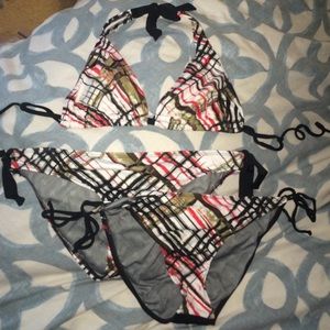 🍍Two Bikinis in One🍍 Hurley String Bikinis